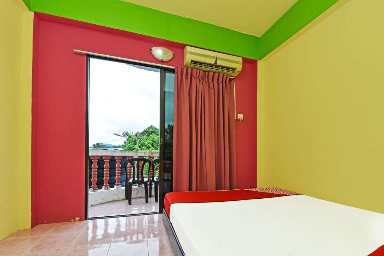 Oyo 90565 Teresek View Motel Kuala Tahan Zewnętrze zdjęcie